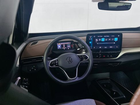 Used 2025 Volkswagen ID.4 Limited image 17