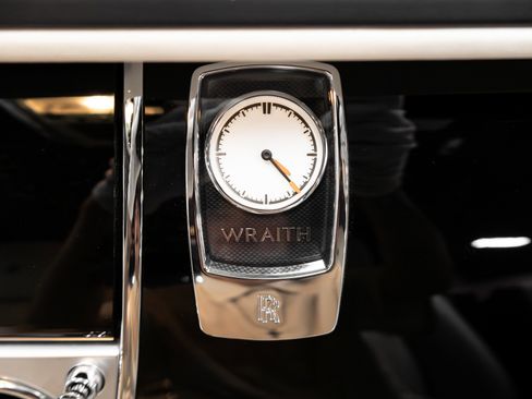 Used 2016 Rolls-Royce Wraith image 30