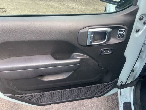 Used 2024 Jeep Wrangler Sport S w/ Convenience Group image 11