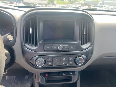 Used 2020 Chevrolet Colorado W/T w/ WT Convenience Package AWD/4WD image 11