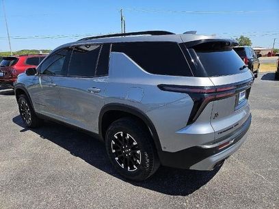 Used 2024 Chevrolet Traverse Z71 w/ Enhanced Driving Package
