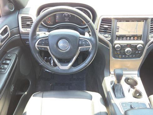 Used 2016 Jeep Grand Cherokee Limited image 12