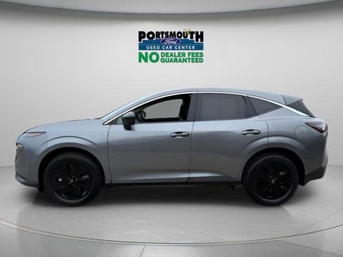 Used 2025 Nissan Murano SV AWD/4WD image 2