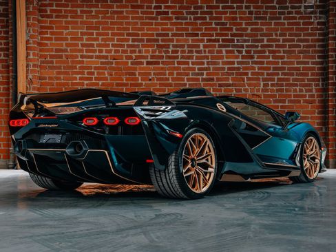 Used 2021 Lamborghini Sian Roadster AWD/4WD image 5