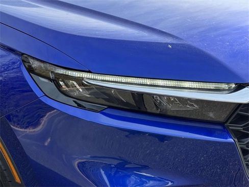 Certified 2025 Honda CR-V LX image 8