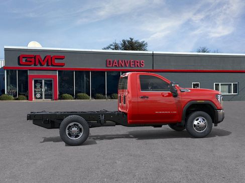 New 2026 GMC Sierra 3500 Pro w/ Convenience Package image 6