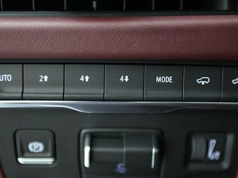 Used 2026 Cadillac Escalade ESV Sport w/ Touring Package image 27