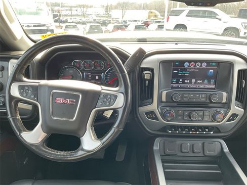 Used 2018 GMC Sierra 3500 SLT image 16