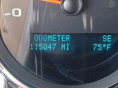 Used 2011 GMC Sierra 1500 SLE w/ Power Tech Package AWD/4WD image 18