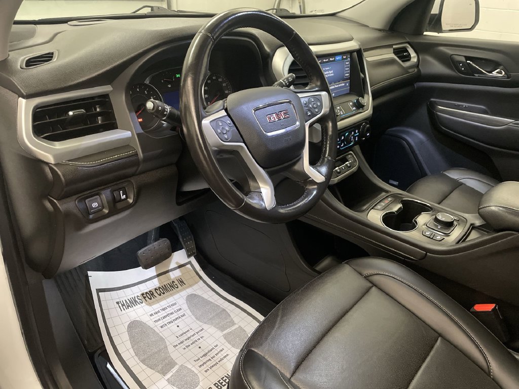 Used 2021 GMC Acadia SLT FWD image 4