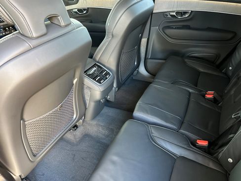 New 2025 Volvo XC90 B6 Ultra w/ Protection Package Premier image 10