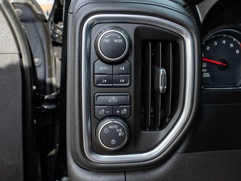 Used 2020 Chevrolet Silverado 1500 LT w/ All-Star Edition AWD/4WD image 20