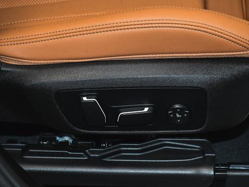 Used 2024 BMW X4 M40i image 59