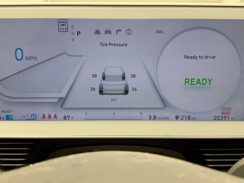 Used 2024 Hyundai Ioniq 5 SEL AWD/4WD image 9