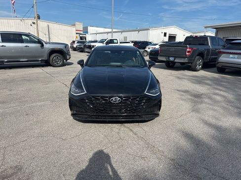 Used 2023 Hyundai Sonata Limited FWD image 3