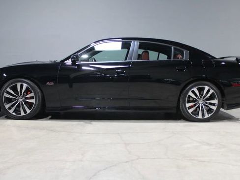 Used 2012 Dodge Charger SRT8 w/ Adaptive Cruise Control Group image 5