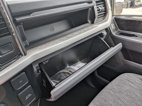 Used 2023 Ford F250 XLT w/ XLT Premium Package AWD/4WD image 27