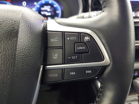 Used 2023 Toyota Highlander Platinum AWD/4WD image 26