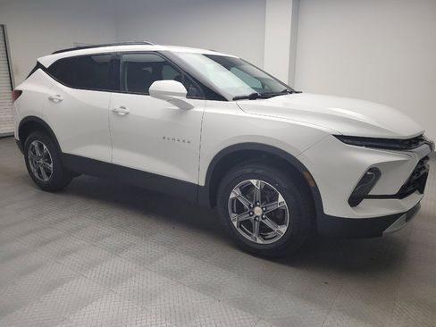 Used 2023 Chevrolet Blazer LT w/ Convenience Package FWD image 11