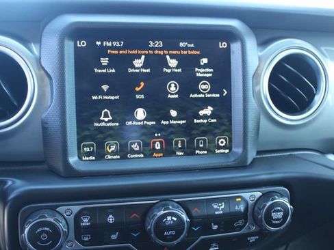Used 2022 Jeep Wrangler Unlimited Sahara w/ Cold Weather Group AWD/4WD image 25