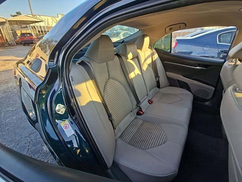Used 2019 Toyota Camry SE image 41
