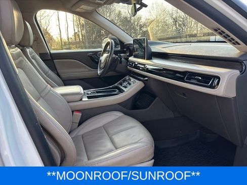 Certified 2020 Lincoln Aviator Reserve w/ Elements Package Plus AWD/4WD image 11