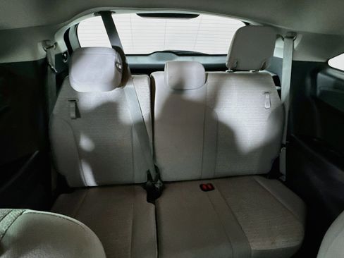 Certified 2025 Toyota Sienna LE FWD image 26