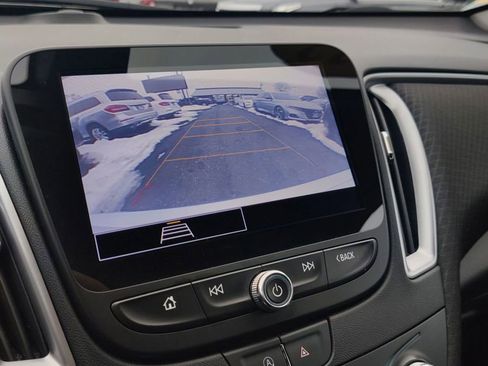 Used 2022 Chevrolet Malibu LT image 30