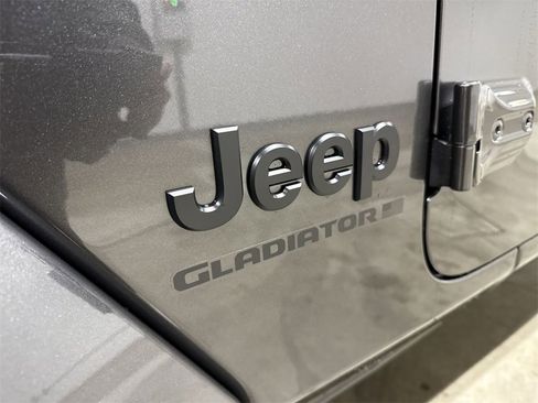 New 2026 Jeep Gladiator Sport image 25