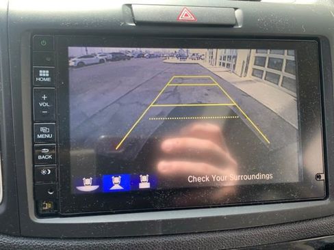 Used 2016 Honda CR-V Touring image 17