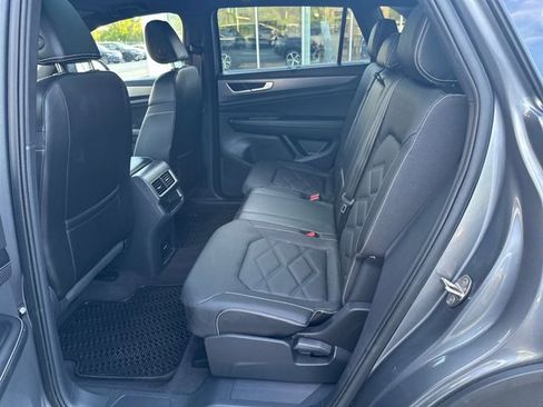 Used 2024 Volkswagen Atlas Cross Sport SE w/ Panoramic Sunroof Package AWD/4WD image 32
