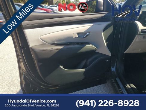 Used 2025 Hyundai Tucson Limited FWD image 24