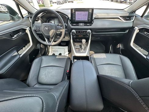 Certified 2022 Toyota RAV4 XLE Premium FWD image 19