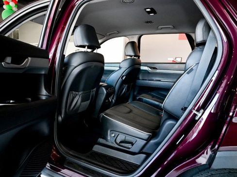 Used 2023 Hyundai Palisade SEL FWD image 18