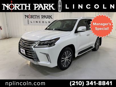 Used 2017 Lexus LX 570 4WD w/ Luxury Package