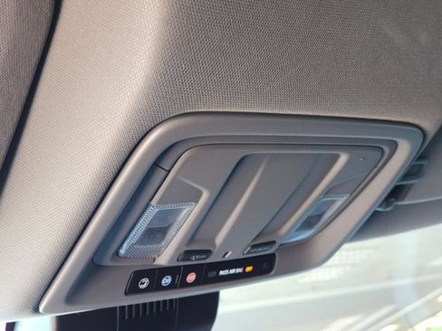 Used 2022 Chevrolet Silverado 1500 LT Trail Boss image 15