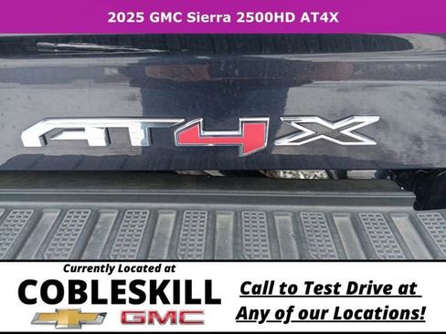 Used 2025 GMC Sierra 2500 AT4X w/ AT4X AEV Edition image 5