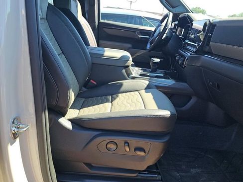 Used 2026 Chevrolet Silverado 1500 ZR2 AWD/4WD image 19
