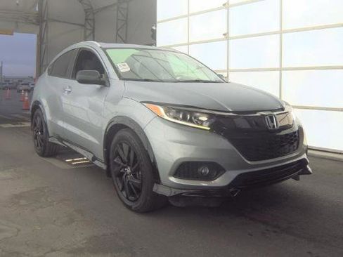 Used 2022 Honda HR-V Sport image 3