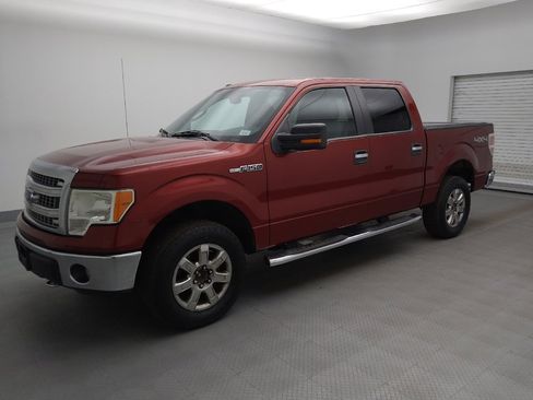 Used 2014 Ford F150 XLT w/ XLT Chrome Package AWD/4WD image 2