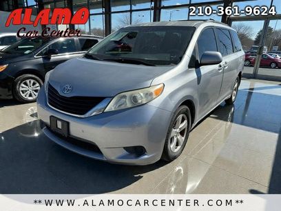 Used 2011 Toyota Sienna LE