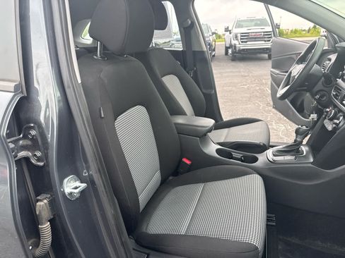 Used 2020 Hyundai Kona SE FWD image 26