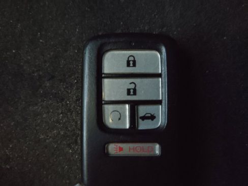 Used 2019 Honda Civic Sport image 32