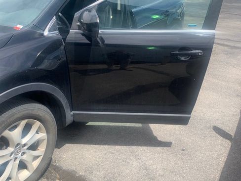 Used 2012 MAZDA CX-9 Touring w/ Moonroof & Bose Audio Pkg AWD/4WD image 12