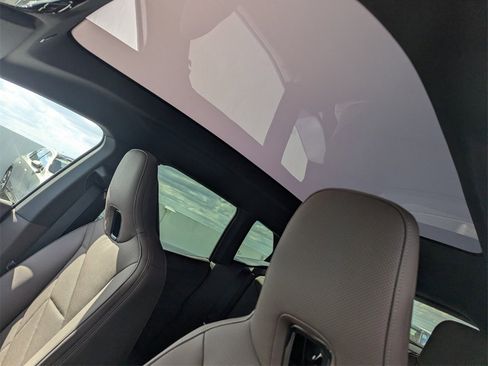 New 2026 BMW iX xDrive60 w/ Premium Package image 10