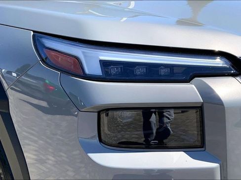 Certified 2026 Subaru Outback Premium AWD/4WD image 31