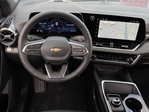 New 2026 Chevrolet Equinox LT image 11