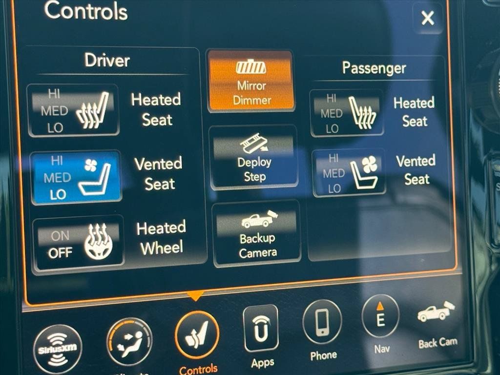 Used 2019 RAM 1500 Limited AWD/4WD image 23