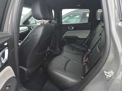 Used 2024 Jeep Compass Limited AWD/4WD image 6