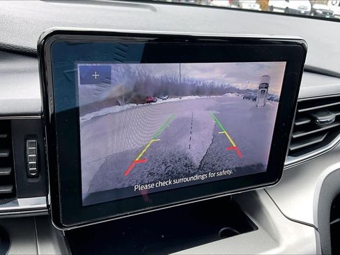 Used 2021 Ford Explorer XLT w/ Equipment Group 202A image 29